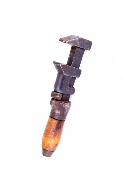 Eine Vertikale Aufnahme Eines Antiken Rostigen Klempnermonkey Schraubenschlüssel Mit Holzgriff — Stockfoto
