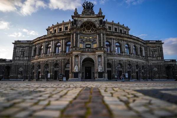Uma Bela Vista Famoso Palácio Zwinger Dresden Alemanha — Fotografia de Stock