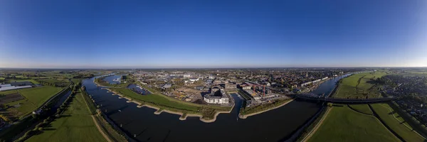 Río Ijssel Con Torre Ciudad Zutphen Proyectos Actuales Desarrollo Viviendas —  Fotos de Stock