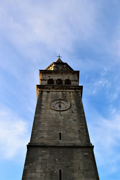 Vertical Shot Clock Tower Sunny Day — Stock Photo, Image