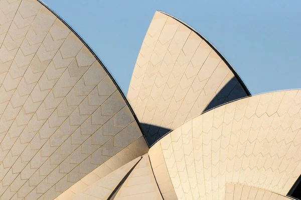 Tekstury Linie Dachu Opery Słoneczny Dzień Czystym Niebem Sydney Australia — Zdjęcie stockowe