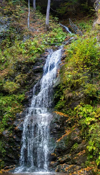 Der Cheilor Wasserfall Dorf Cormaia Rumänien — Stockfoto
