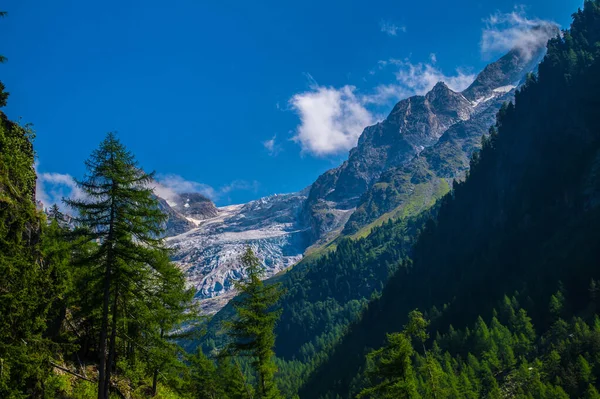 Een Schilderachtig Landschap Van Trient Haute Savoie Zwitserland — Stockfoto