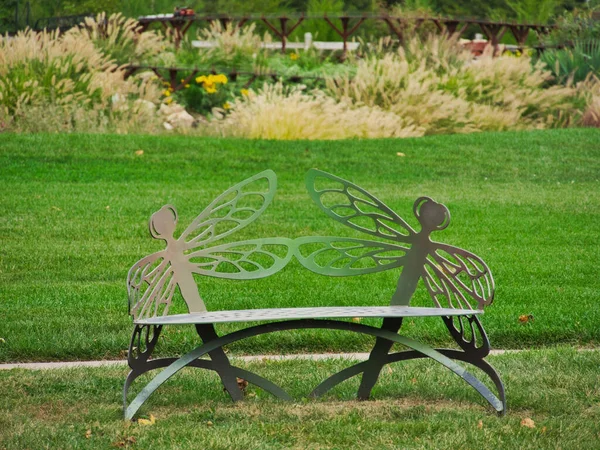 Metal Bench Form Butterflies Overland Park Arboretum Botanical Gardens — Stock Photo, Image