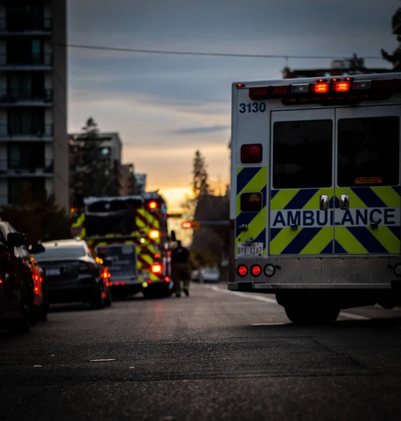 Calgary Canada Okt 2021 Ambulance Fire Department Reageerde Onbekende Oproep — Stockfoto