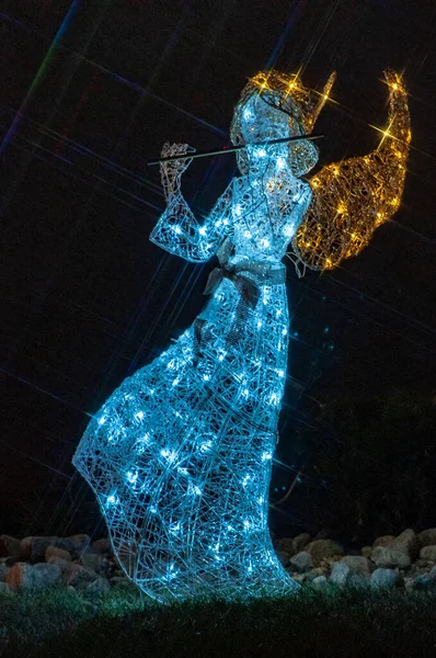 Een Gloeiende Cijfer Van Engel Voor Kerstmis Decoratie — Stockfoto