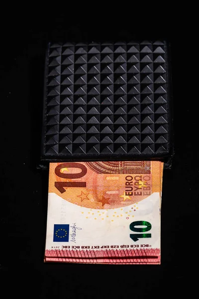 Billetes Euros Una Billetera Negra —  Fotos de Stock