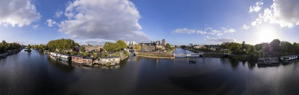 360 Stopni Panorama Kanału Utrechcie Pływającymi Łodziami Domowymi Muntgebouw Przeciwko — Zdjęcie stockowe