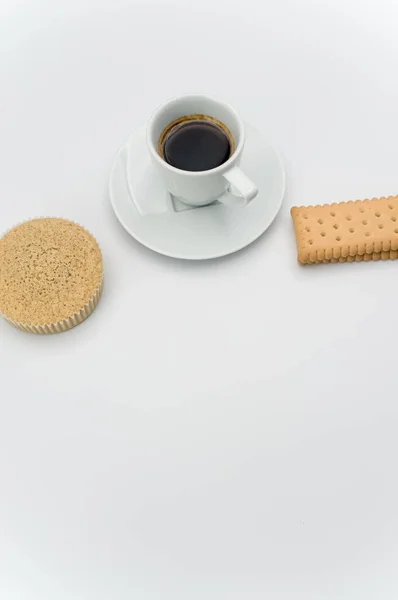 Café Ristretto Caliente Negro Una Taza Gres Blanco Con Plato — Foto de Stock