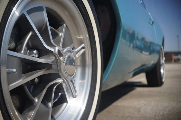 Кансас Сити Государства 2021 Классический Автомобильный Винтажный Спиннер Колес Studebaker — стоковое фото