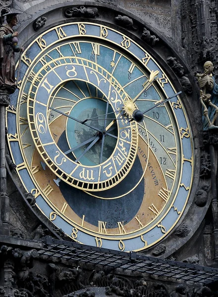 Prágai Csillagászati Óra Prága Óvárosában — Stock Fotó