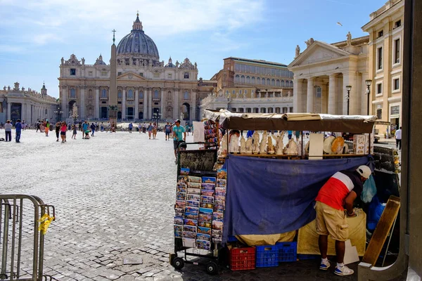 Vatican City イタリア 2019年7月11日 バチカンのサン ピエトロ広場 — ストック写真