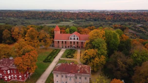 Luchtfoto Van Prachtig Landgoed Het Herfstlandschap — Stockvideo