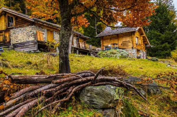 Vallorcine Franța Nov 2020 Casă Rurală Într Pădure Culorile Toamnei — Fotografie, imagine de stoc