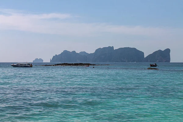 Paisaje Natural Una Isla Medio Del Mar — Foto de Stock