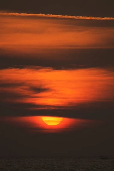Beautiful View Sunset Flowing Clouds — Fotografia de Stock