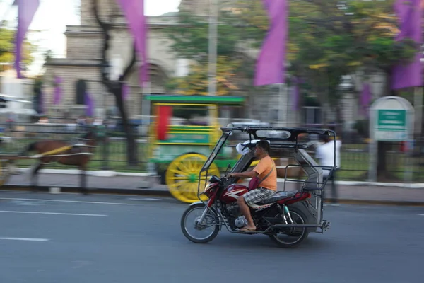 Manila Filipinas Mar 2019 Triciclo Cidade Murada Intramuros Manila Filipinas — Fotografia de Stock
