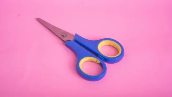Closeup Shot Scissors Pink Background — стоковое фото