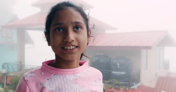 Närbild Indiska Flicka — Stockvideo