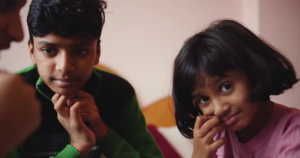 Happy Indian Children Home — Stock videók