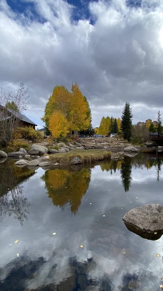 Vertical Shot Fall Landscape Lake Breckenridge Colorado — Stock Photo, Image