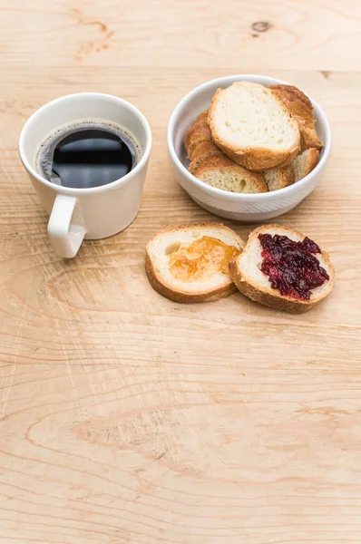Organic Fresh Sliced Bread White Bowl Jam Coffee Cup Wooden — Stockfoto