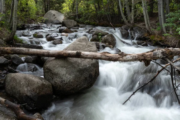 Fast Streaming River Huge Rocks Bells Canyon Utah Usa — Stockfoto