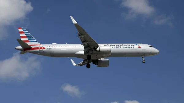 Chicago United States Oct 2021 American Airlines Airbus A321 Prepares — Stock Photo, Image