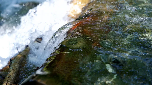 Closeup Shot Water Flowing Rock — Stock Photo, Image