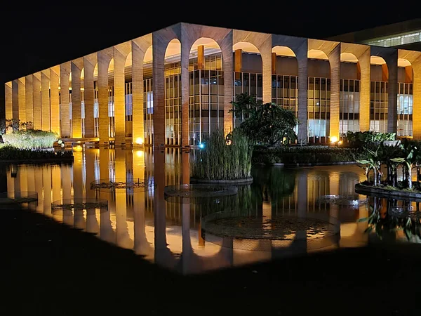 Brasilia Brasil 2021 Una Impresionante Vista Nocturna Del Palacio Itamaraty — Foto de Stock