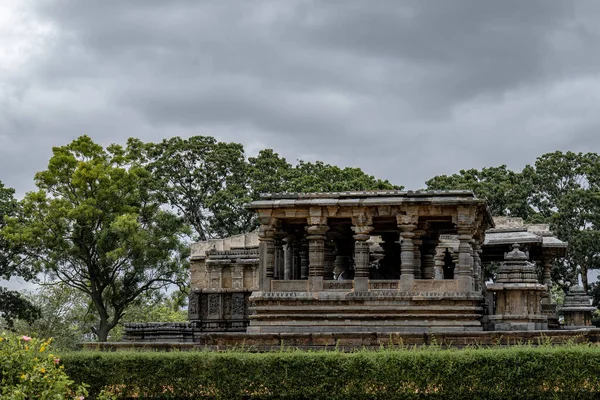 Antiguo Templo Halebidu Templo Hoysaleswara Contra Cielo Nublado Karnataka India — Foto de Stock