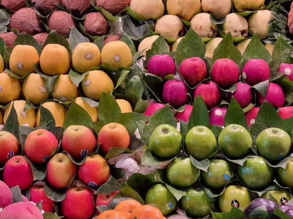 Colorful Stall Various Types Apples Market — Stock Photo, Image
