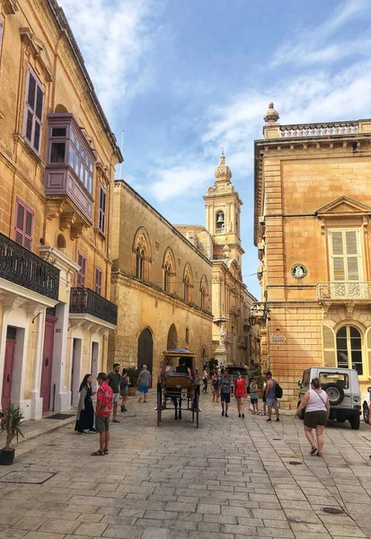 Mdina Malta Sep 2019 Vertical Shot Tourists Game Thrones Centre — Stock Photo, Image