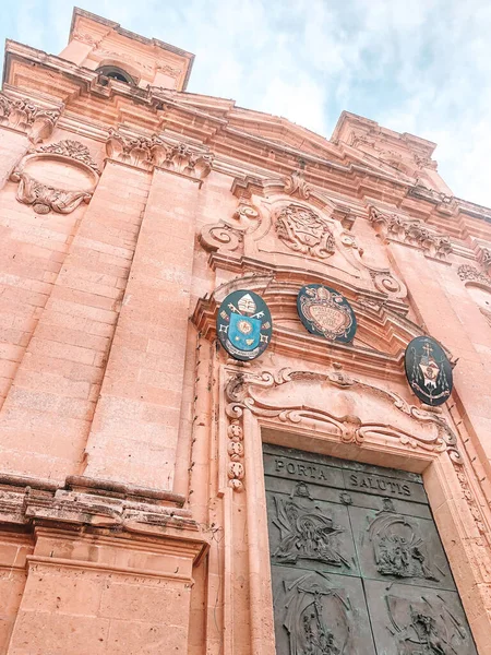 Victoria Malta Sep 2019 Vertical Low Angle Malta Victoria Door — 图库照片