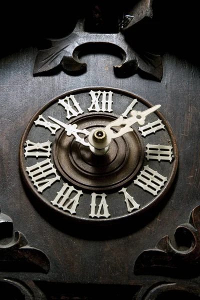 Plan Vertical Cadran Une Horloge Coucou Antique — Photo