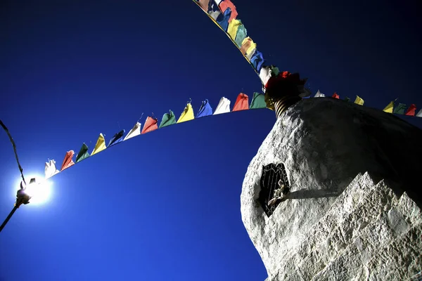 Nízký Úhel Záběru Modlitebních Vlajek Nepálu — Stock fotografie
