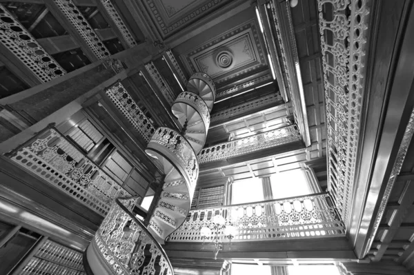 Des Moines États Unis Oct 2021 Vue Niveaux Gris Escalier — Photo