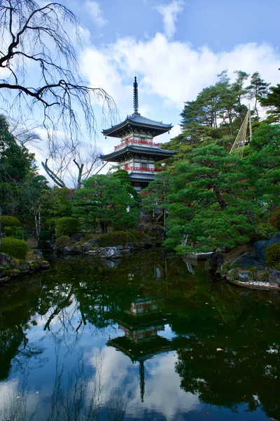 Vertikal Bild Rinno Temple Bland Träden Sendai Japan — Stockfoto