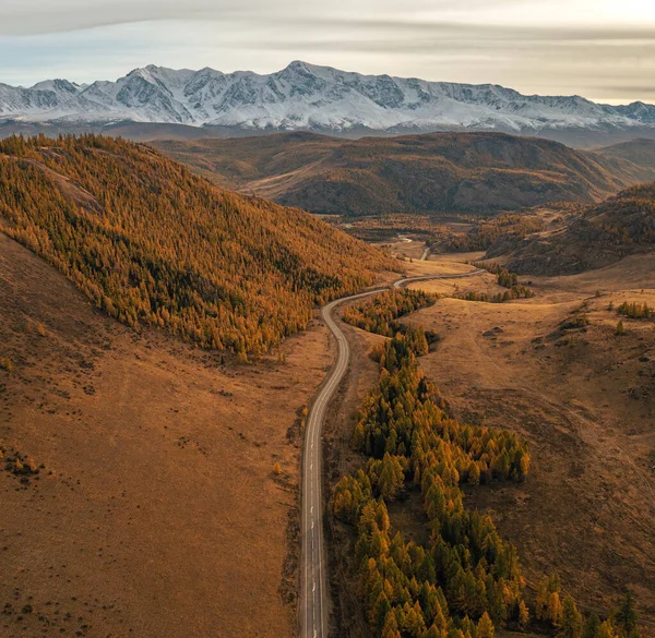 Aerial View Highway Mountains — Foto Stock