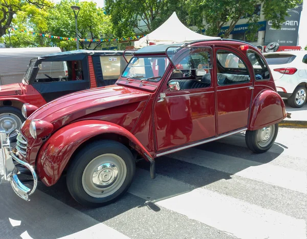 Buenos Aires Argentina Nov 2021 Régi Kék Népszerű Citroen 2Cv — Stock Fotó