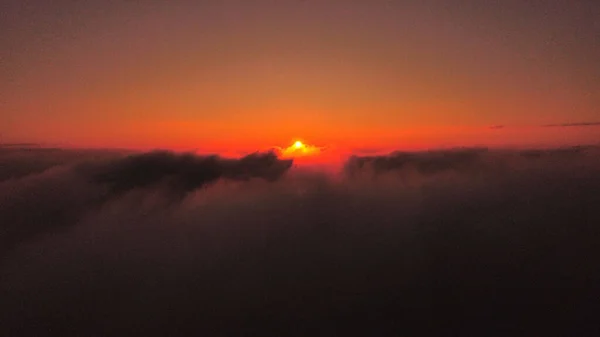 Piękny Zachód Słońca Nad Chmurami Drona Została Sfotografowana Pięknym Allgaeu — Zdjęcie stockowe