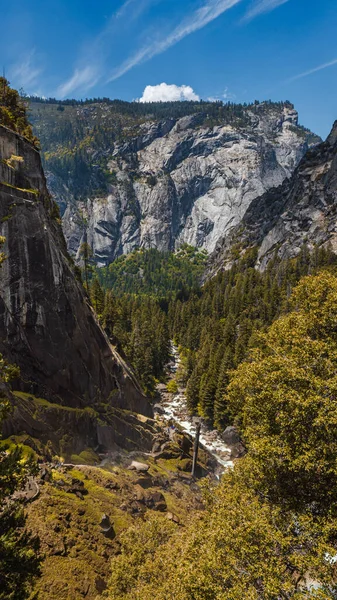 Vertical Shot Vernal Falls Yosemite National Park California Usa — Photo