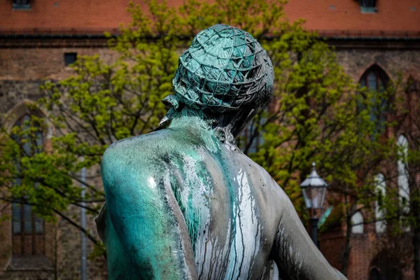 베를린의 알렉상드르 플라스에 조각상의 아름다운 — 스톡 사진