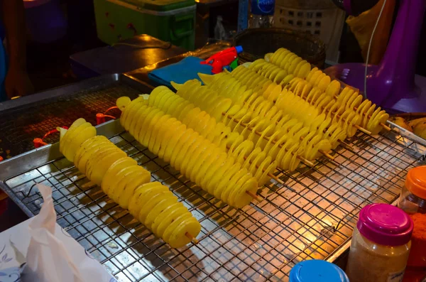 타이에서 감자를 판매하는 — 스톡 사진