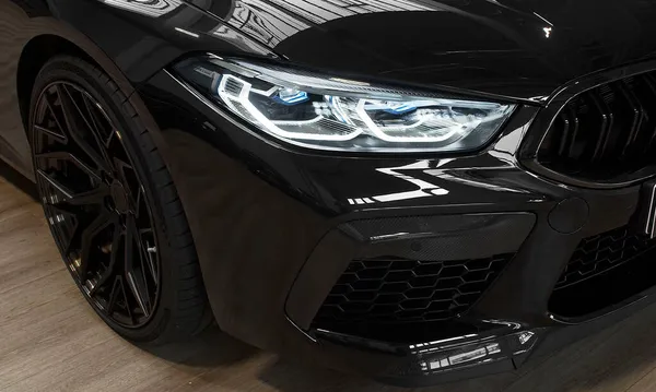 독일의 메시에 2021 Bmw 대회의 전조등 — 스톡 사진