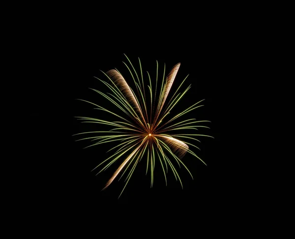 花火の光 カーニバル 黒い空間に孤立したお祭りの景色 — ストック写真