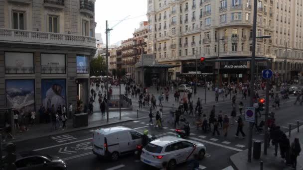 Paris France March 2018 People Walking City Street — Stock Video