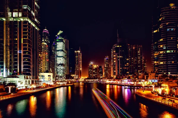 Dubai Zjednoczone Emiraty Arabskie Styczeń 2018 Widok Dubai Marina Nocą — Zdjęcie stockowe