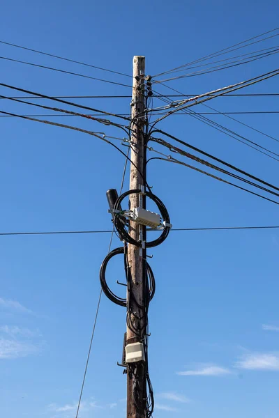 Metal Post Electric Wires Blue Sky Background — 스톡 사진