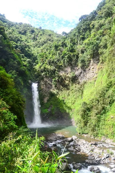 Uma Foto Vertical Das Cataratas Tappiya Banaue Filipinas — Fotografia de Stock